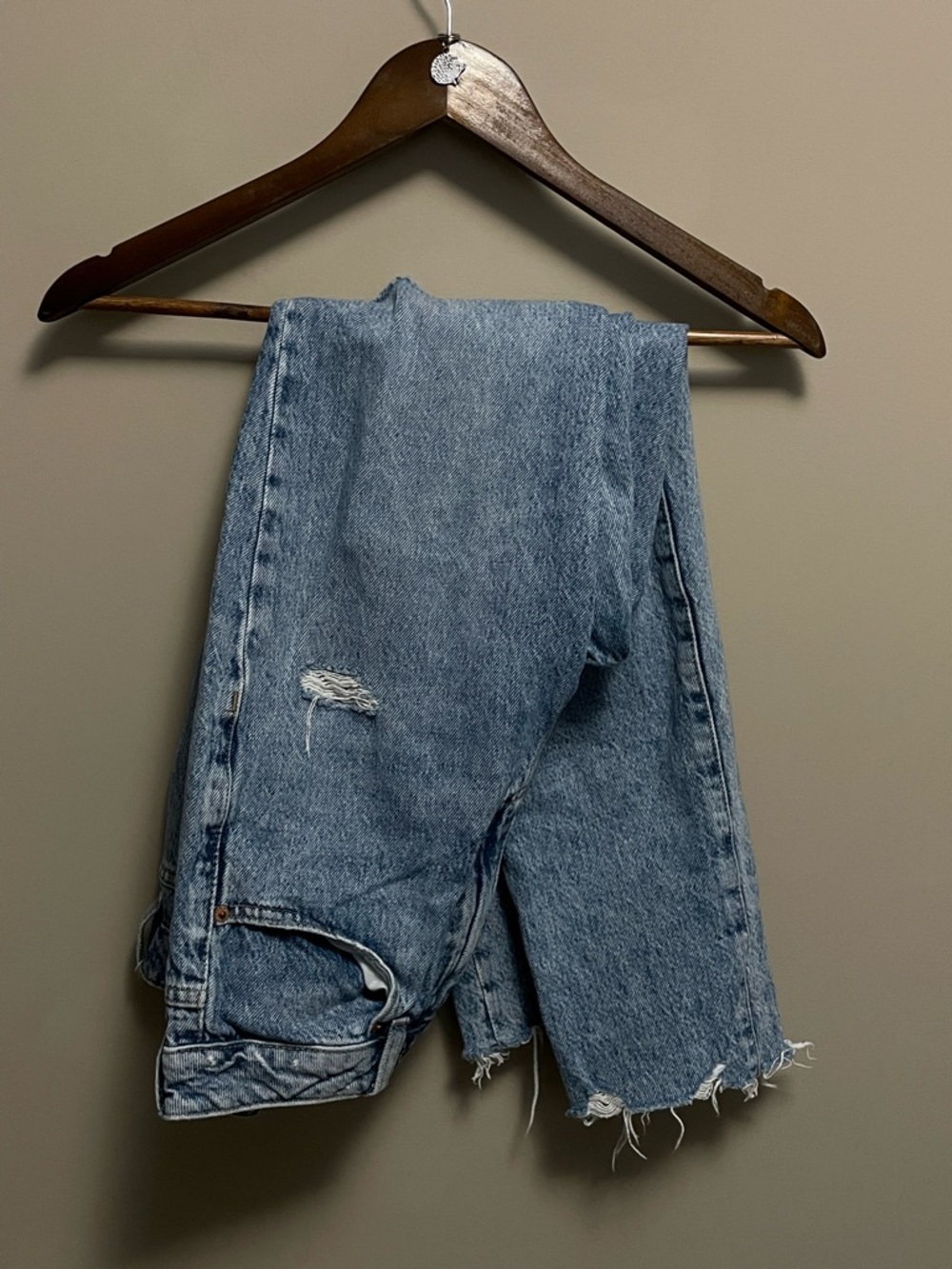 Garage Mom Ripped Distressed Denim Jeans Women 03 26